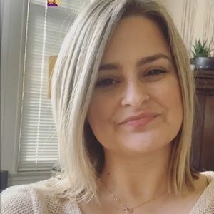 Meet your Posher, Lee